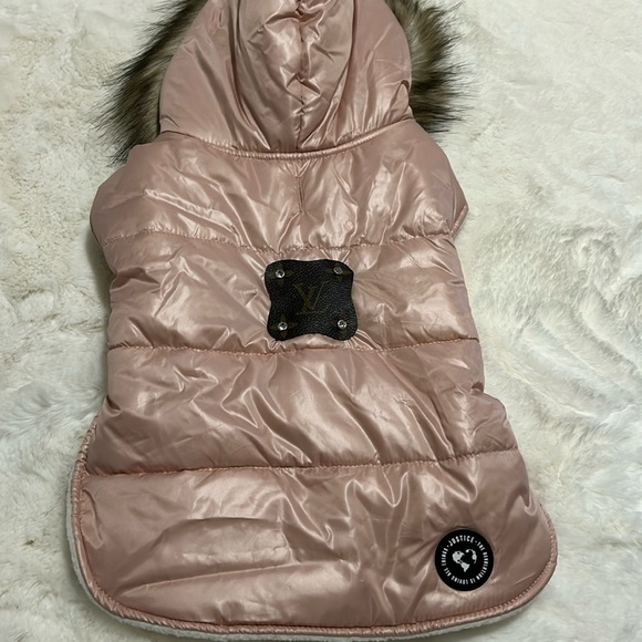 Fashion Dog Coat - Picture 1 of 7